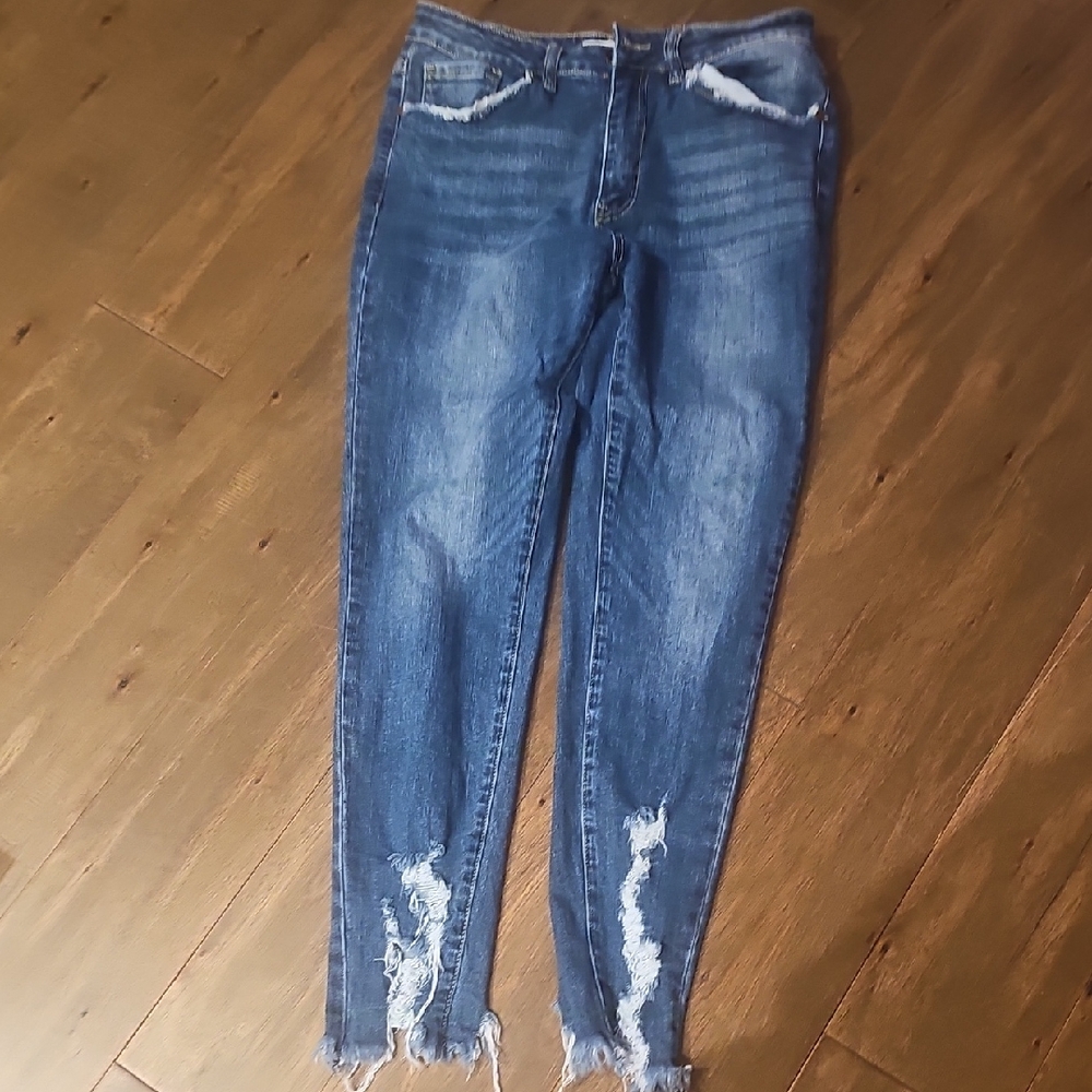 Trendy Distressed Blue Skinny Jeans